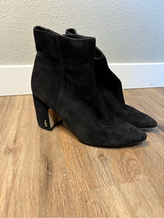 Sam Edelman Shoes - Sam Edelman Black Suede Ankle Boots Size 7 Block Heel Side Zip Booties